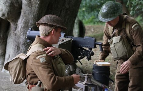 People in Home Guard uniform